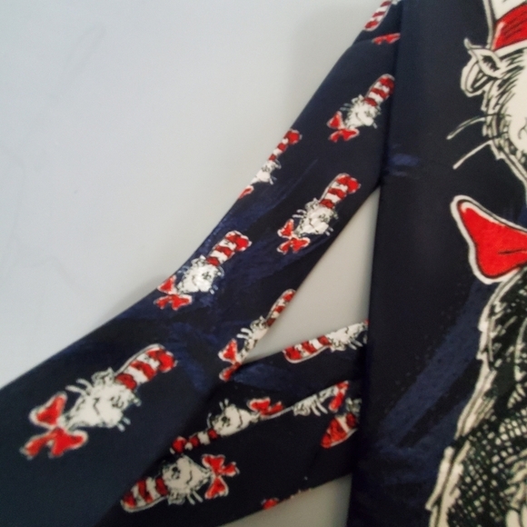 Cat in the hat. Michelangelo  neck tie. Polyester - Picture 2 of 4